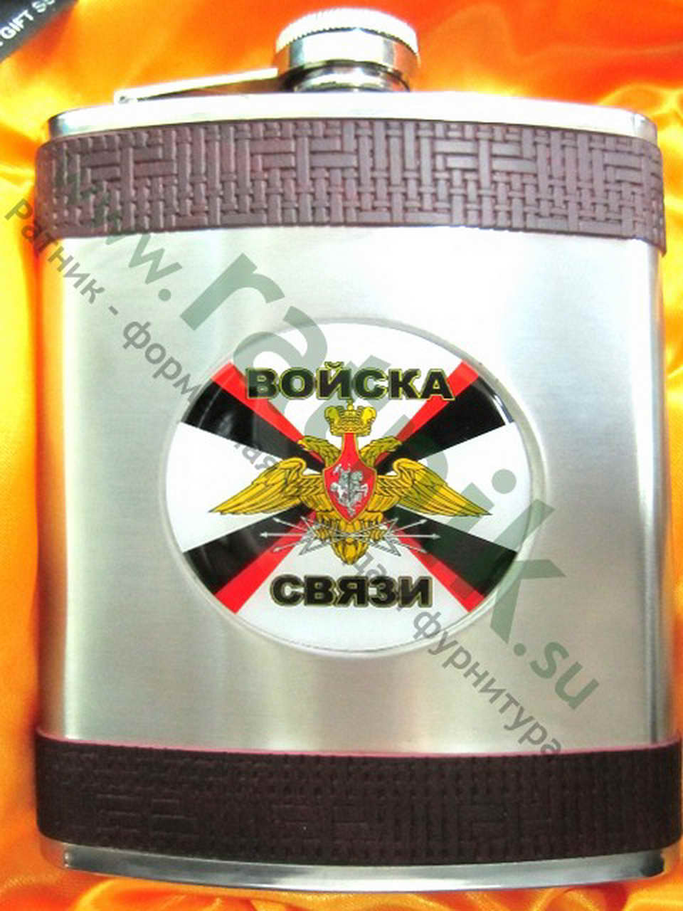 Подарочный набор в коробке Войска связи(фляга из нерж.стали, эмблема заливка смолой и 2 стаканчика,) — изображение 3